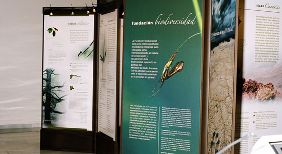 Uno de los paneles informativos de la exposición itinerante
