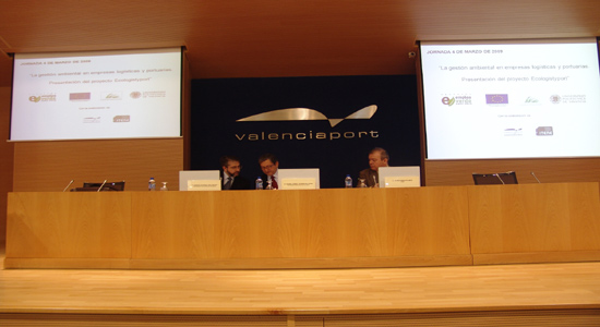 Ponentes en un curso de capacitación de la Fundación Valenciaport