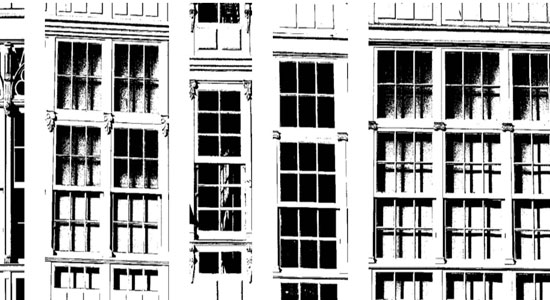 Foto en blanco y negro de las típicas galerías gallegas